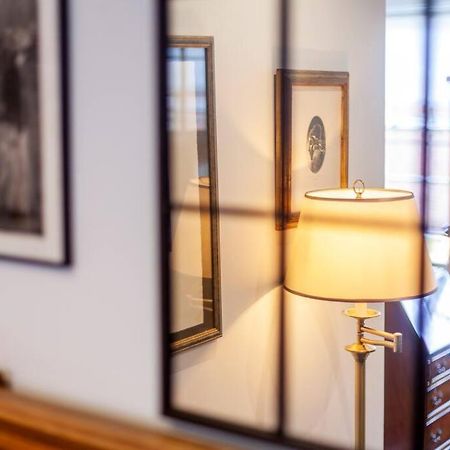 Outstanding Antique 1Br Flat In Soho Daire Londra Dış mekan fotoğraf